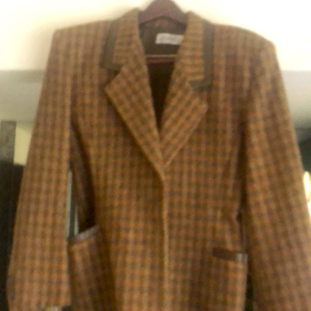 Woman’s blazer - Linda Allard for Ellen Tracy